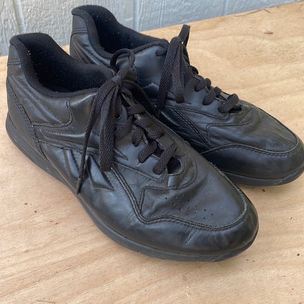 REEBOK Womens Walking Shoes size 8